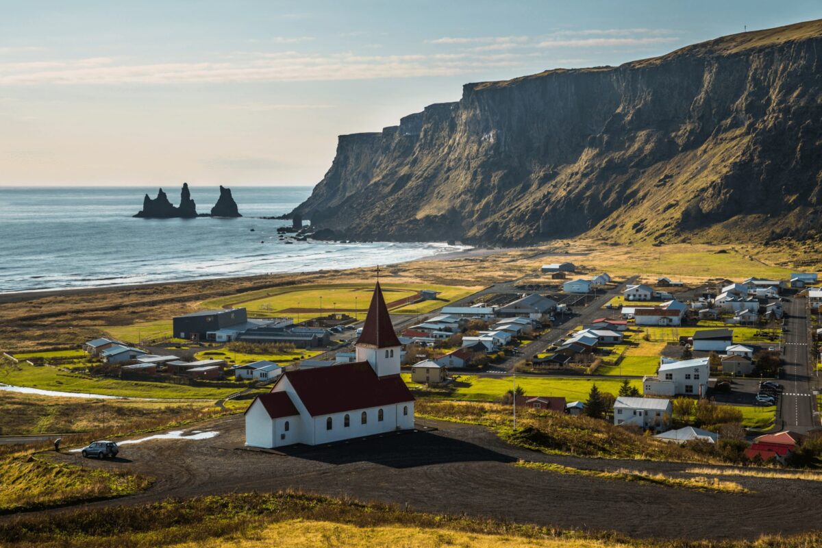 5 Essential Tips for Your Summer Journey in Iceland