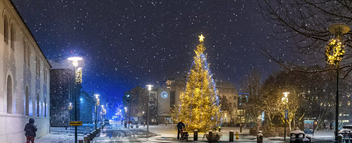 Celebrating the Holidays in Iceland: Christmas Magic and Dark Winter Wonders